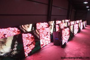 What-Advantages-Do-LED-Screens-Provide